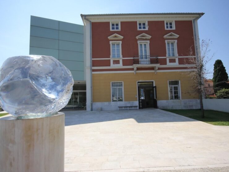 Muzej antičkog stakla Muzej antičkog stakla