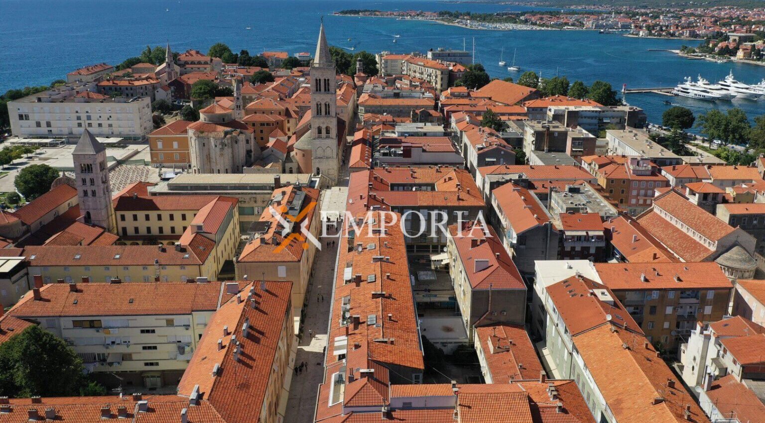 Stan F703 – Zadar, Poluotok (stari dio grada)