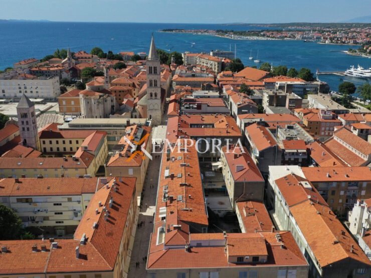 Stan F703 – Zadar, Poluotok (stari dio grada)