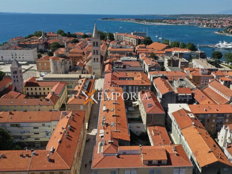 Stan F703 – Zadar, Poluotok (stari dio grada)