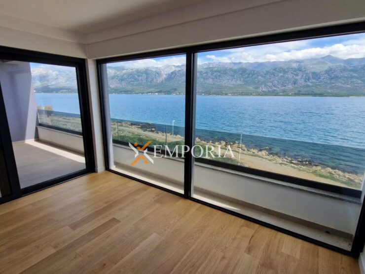 Apartman A1032 – Posedarje, Vinjerac