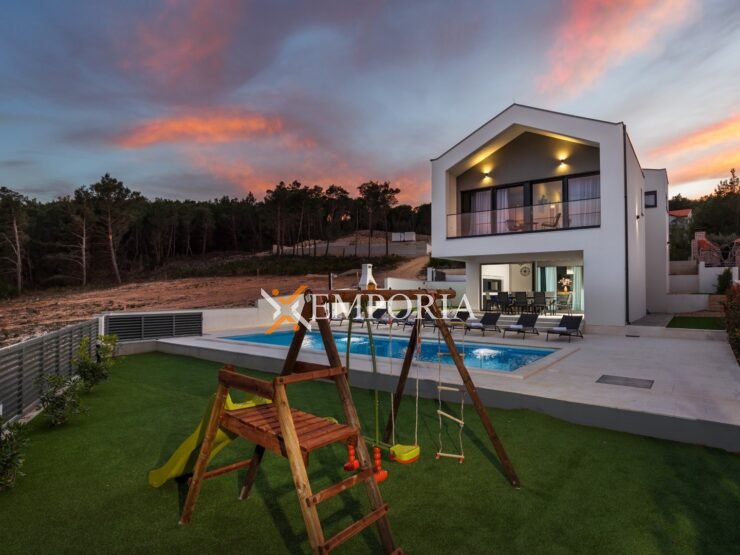 Kuća H596 – Novigrad, Pridraga