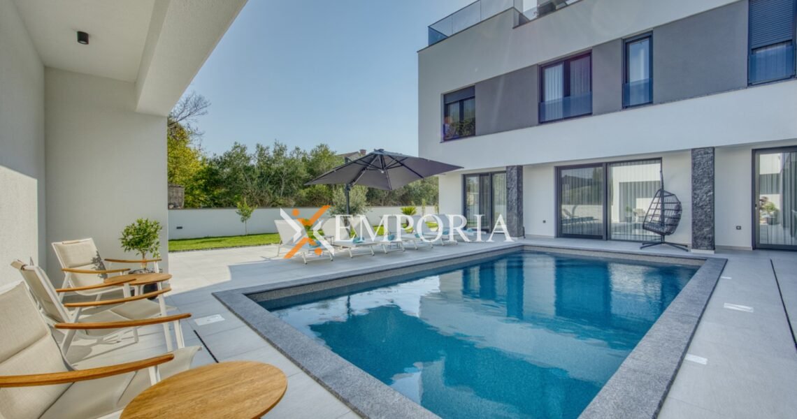 Kuća H614 – Nin, Zaton Kuća H614 – Nin, Zaton