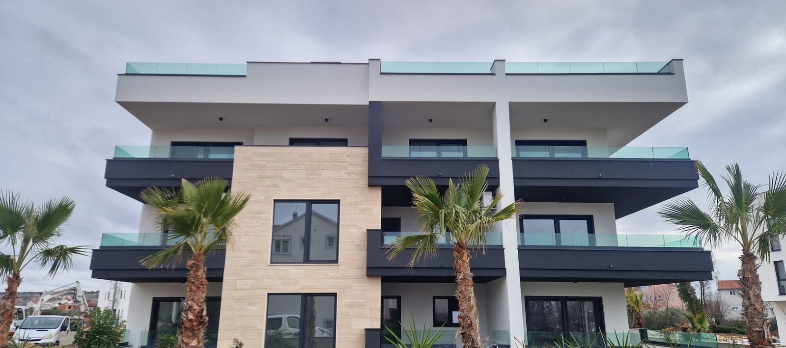 Stan F1196 – Zadar, Crvene kuće