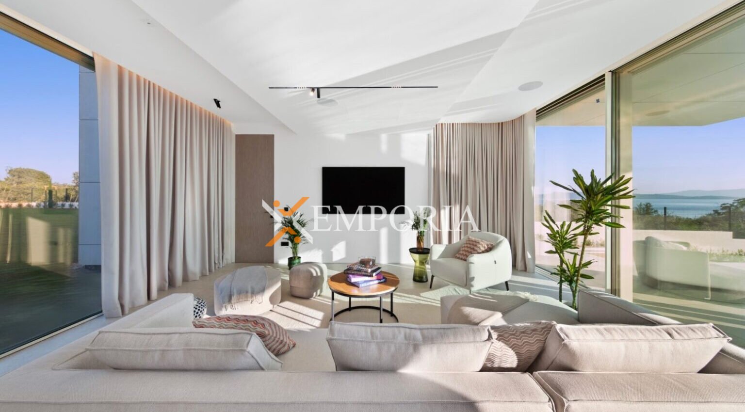 Kuća H692 – Otok Ugljan, Ugljan