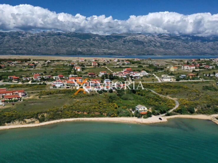 Građevinsko zemljište L504 – Ražanac, Rtina