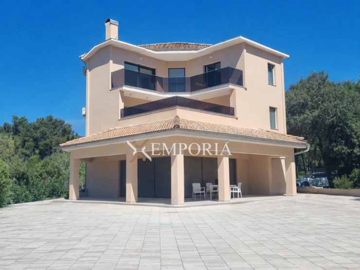 Apartman A1537 – Pakoštane