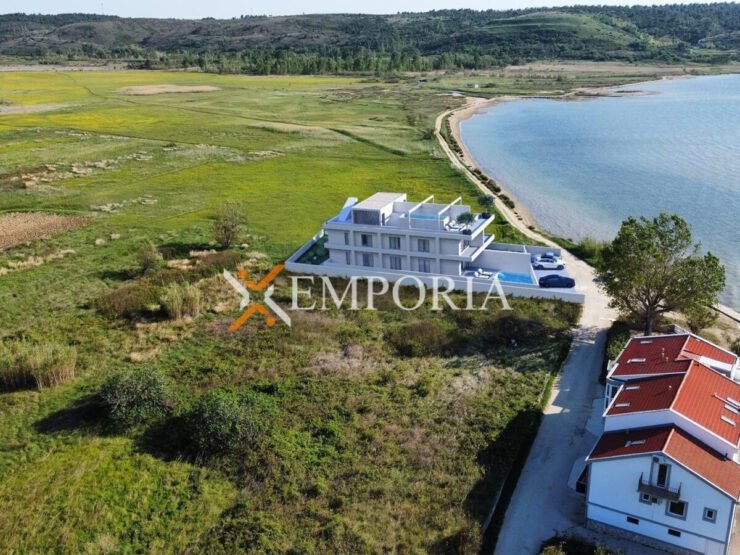 Apartman A1515 – Ražanac, Rtina
