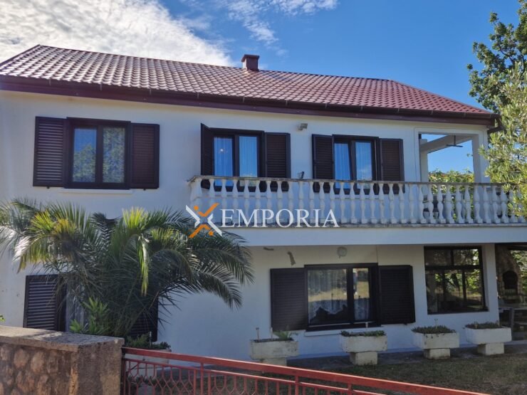 Kuća H713 – Starigrad, Seline