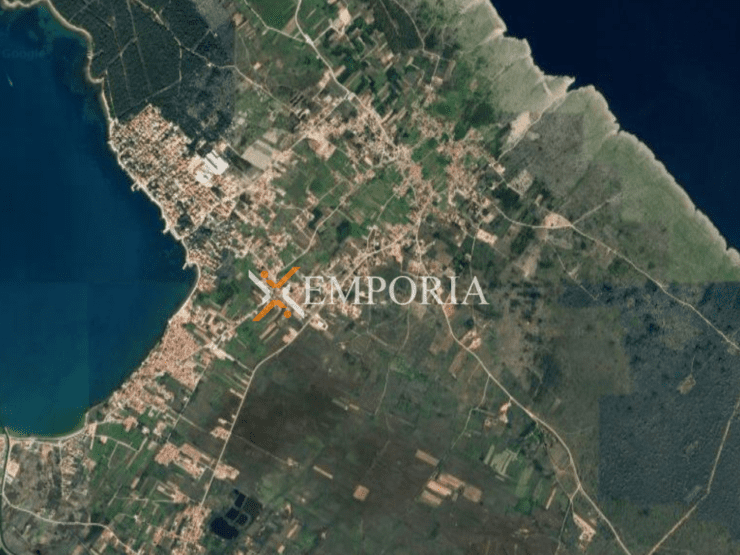 Građevinsko zemljište L515 – Vrsi