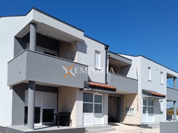 Kuća H718 – Privlaka