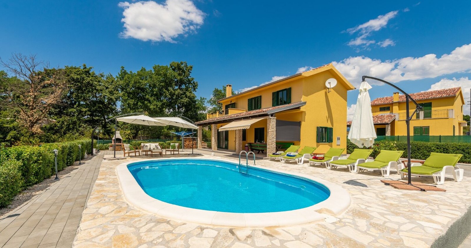 Kuća H738 – Ražanac, Radovin