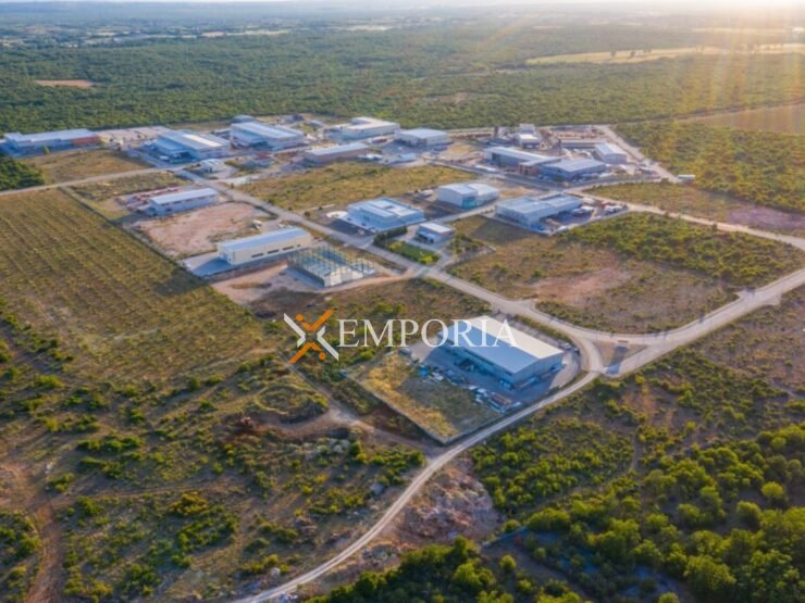 Građevinsko zemljište L566 – Poličnik