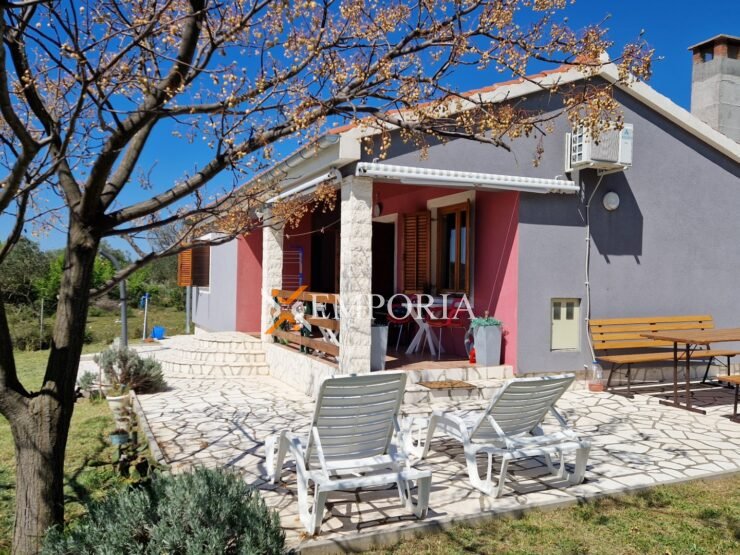 Kuća H760 – Sveti Filip i Jakov, Gornje Raštane