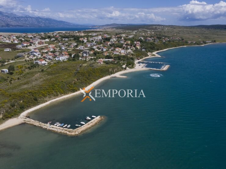 Građevinsko zemljište L581 – Ražanac, Rtina