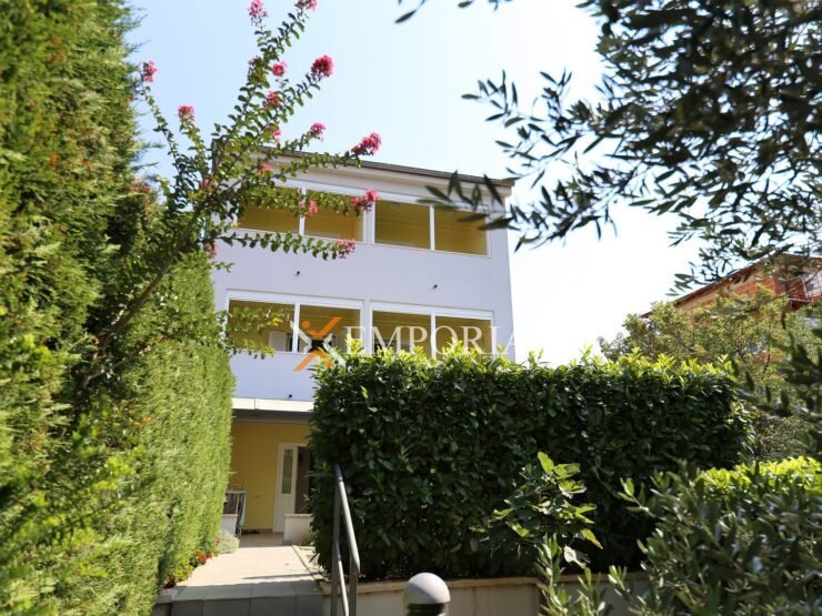 Kuća H756 – Jasenice, Rovanjska