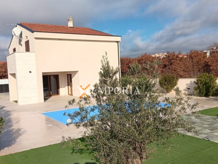 Kuća H759 – Poličnik, Murvica