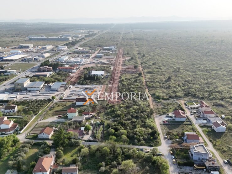 Građevinsko zemljište L588 – Poličnik, Murvica